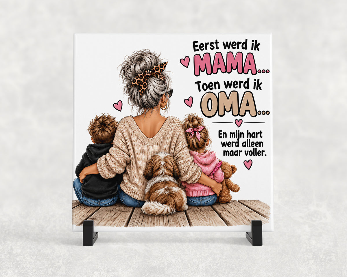 Tegeltje | Eerst mama, toen oma