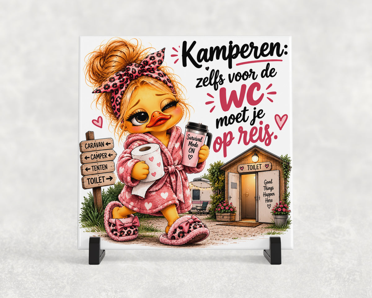 Tegeltje | Kamperen: zelfs voor de WC moet je op reis