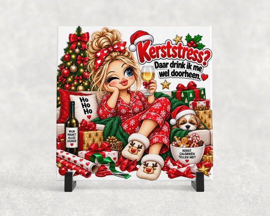 Tegeltje | Kerststress? Daar drink ik me wel doorheen